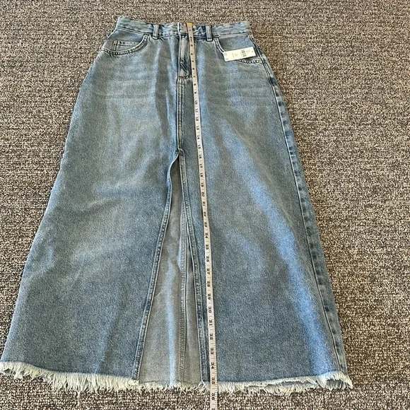 NWT Anthropologie Petite Pilcro The Madi Slit Front Denim Skirt Sz 6P - Picture 15 of 15